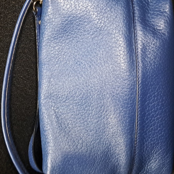 Kate Spade New York Cobble Hill tassel crossbody bag in a navy blue - Picture 11 of 16